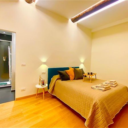 Amazing San Lorenzo 19, Rolli Palace Unesco - Stunning View Overlooking The Cathedral - Free Private Parking- Genoa Exterior photo