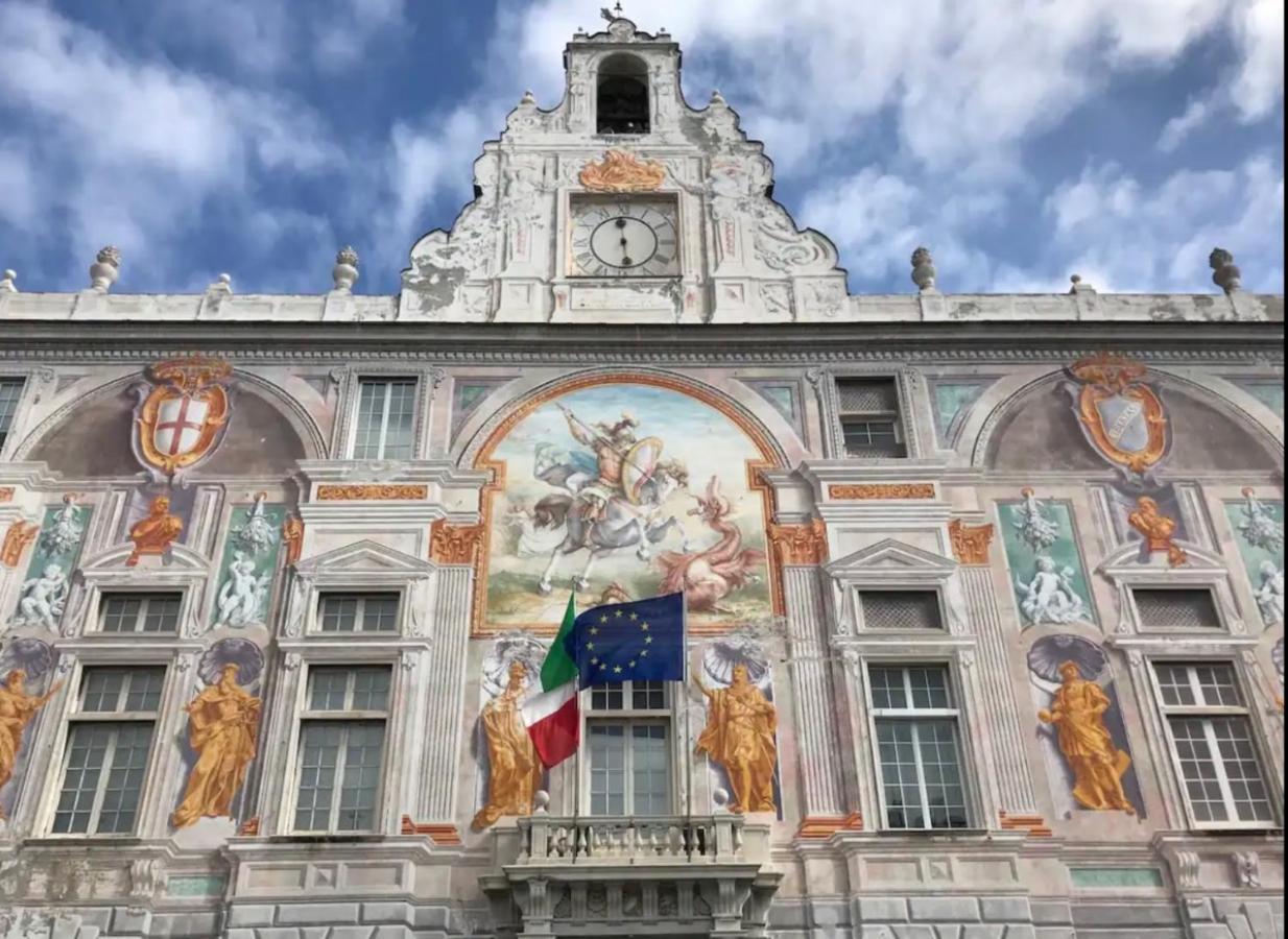 Amazing San Lorenzo 19, Rolli Palace Unesco - Stunning View Overlooking The Cathedral - Free Private Parking- Genoa Exterior photo
