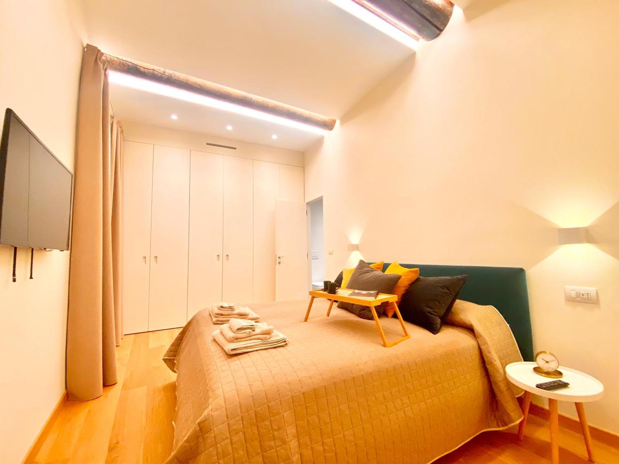 Amazing San Lorenzo 19, Rolli Palace Unesco - Stunning View Overlooking The Cathedral - Free Private Parking- Genoa Exterior photo